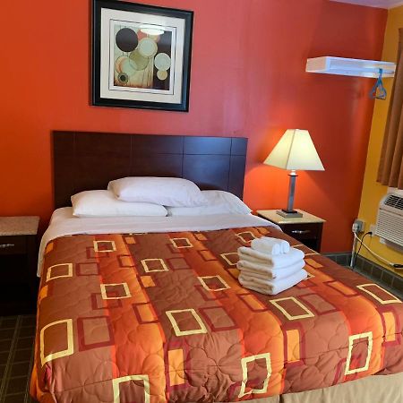 Scottish Inns Wrightstown Bagian luar foto